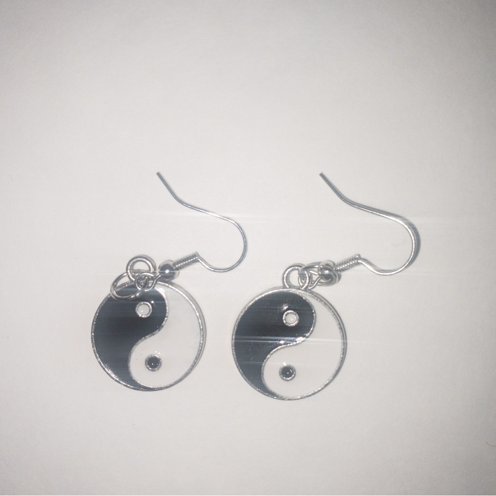 New Yin Yang Earrings! Yin YangSilver Hook Earrings Gift